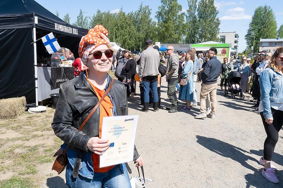 Tutkija Aino Tormulainen jalkautui myös Okufestiin keräämään tietoa ja kokemuksia outokumpulaisnuorilta.