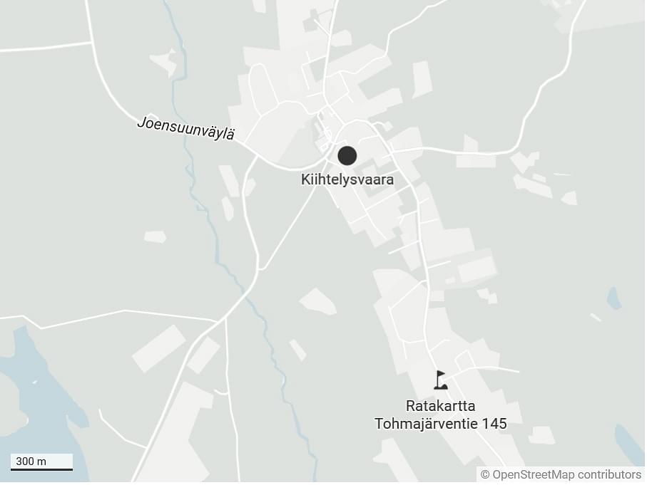 Frisbeegolfradan ratakartta sijaitsee koulun paikoitusalueella osoitteessa Tohmajärventie 145.