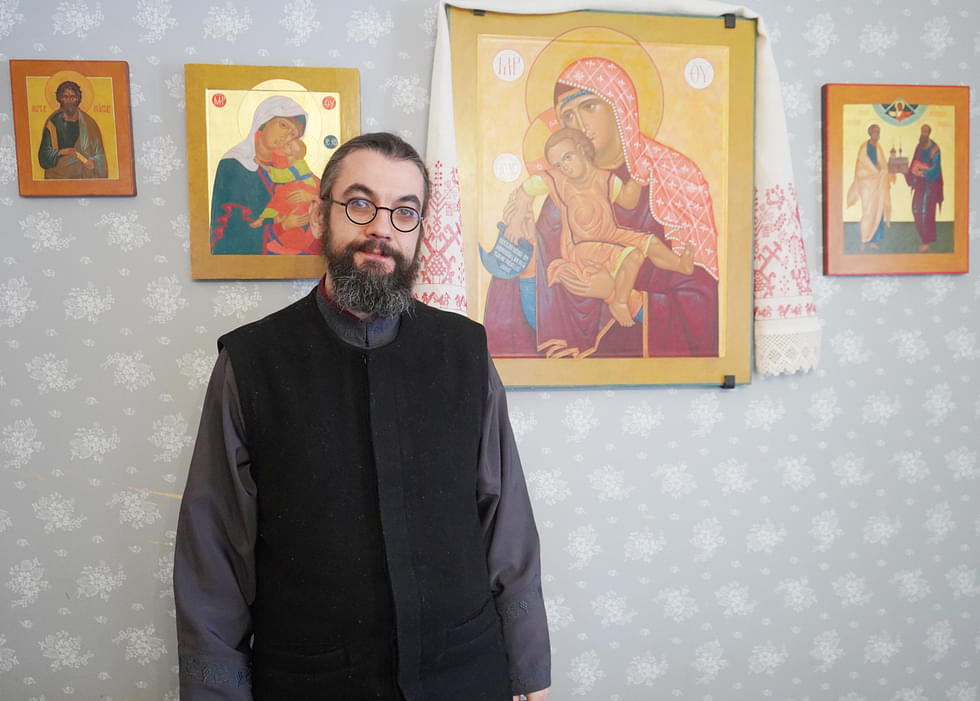 Ilomantsin ortodoksisen kappeliseurakunnan isä Ioannis Lampropoulos on toiminut Ilomantsissa pappina 15 vuotta. 