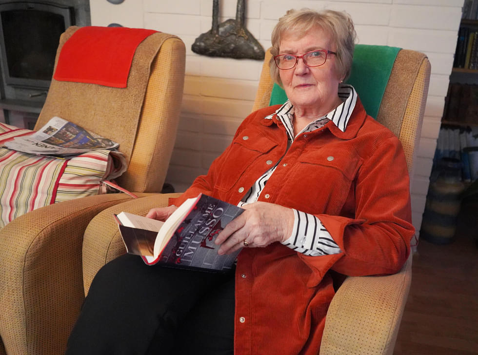 Juuri 90 vuotta täyttänyt Ritva Punnonen osallistuu edelleen moniin tapahtumiin, joihin ajaa itse autollaan. Kirjat ja lehdet kuten myös television katsominen kuuluvat myös eläkepäiviin.