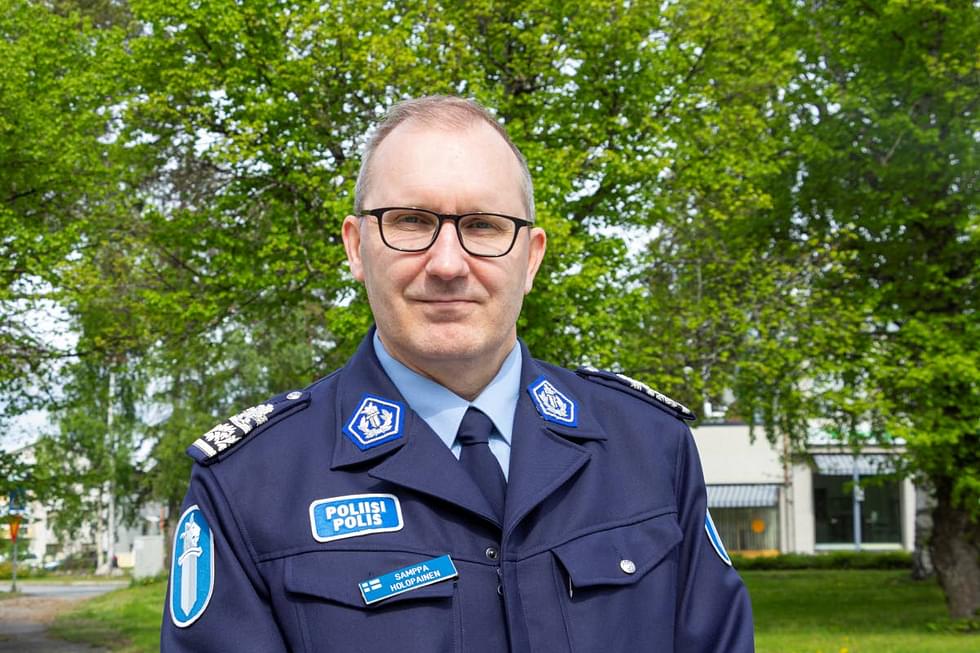 Poliisipäällikkö Samppa Holopainen.