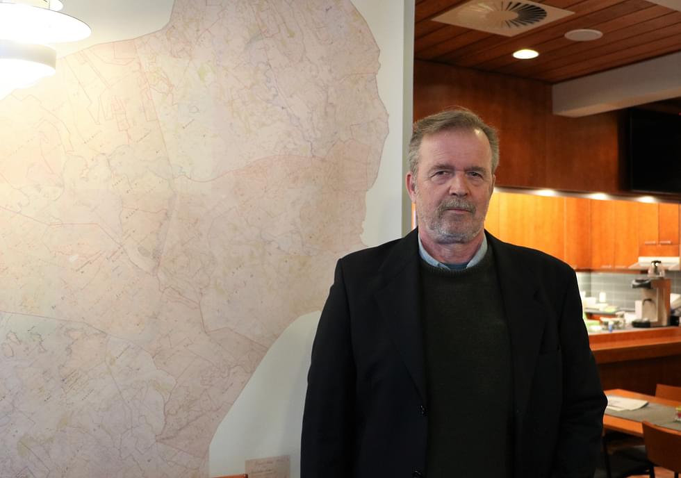 Valtuustossa nousi aloitteiden käsittelyssä esille myös Rautjärven  historiikki, jota kirjoittaa Juha Pohjonen. Kirjoitustyön pohjatyö on vauhdissa. Kuva kirjahankkeen esittelytilaisuudesta tammikuulta.