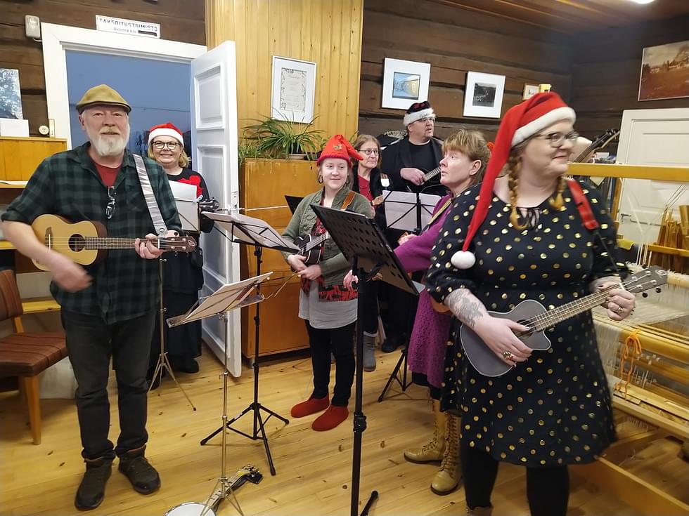 Musiikkikulttuuria tarjoilee muun muassa ukuleleorkesteri PaUke.