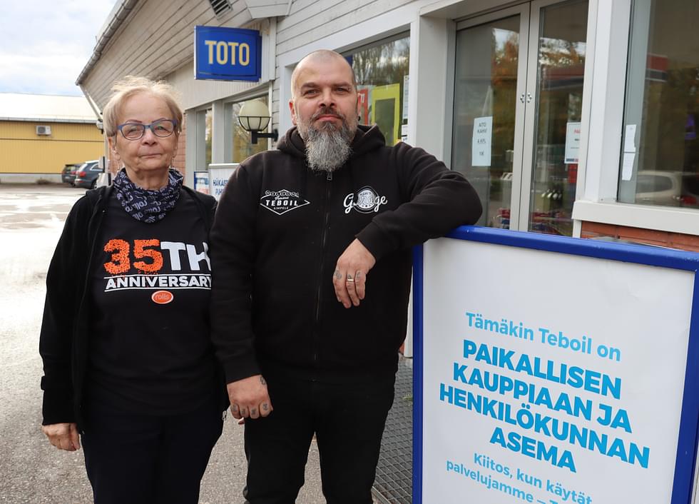 Milja ja Kimmo Hartikainen ovat olleet Teboil Simpeleen kauppiaina 2.10.2022 lähtien.