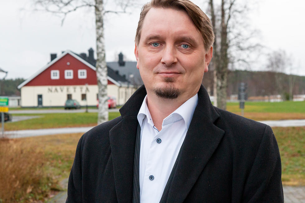 Terho Savolainen tavoittelee nyt kunnanjohtajan paikkaa Siilinjärveltä.