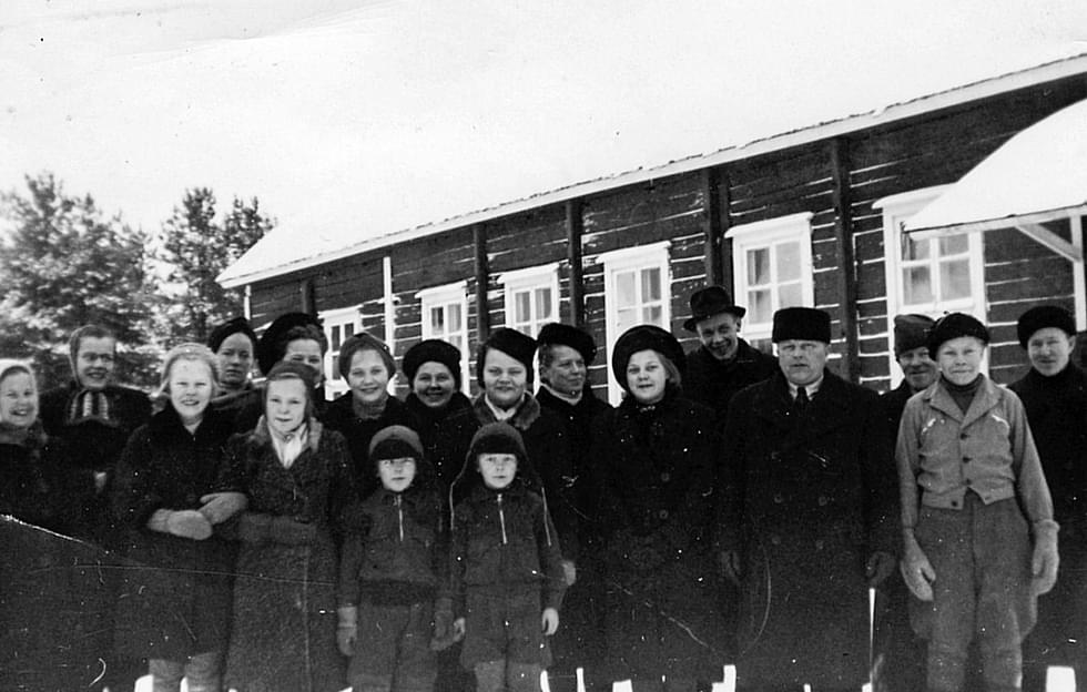 Valtimon työväentalo oli aikanaan ahkerassa käytössä. Kuva vuodelta 1946.