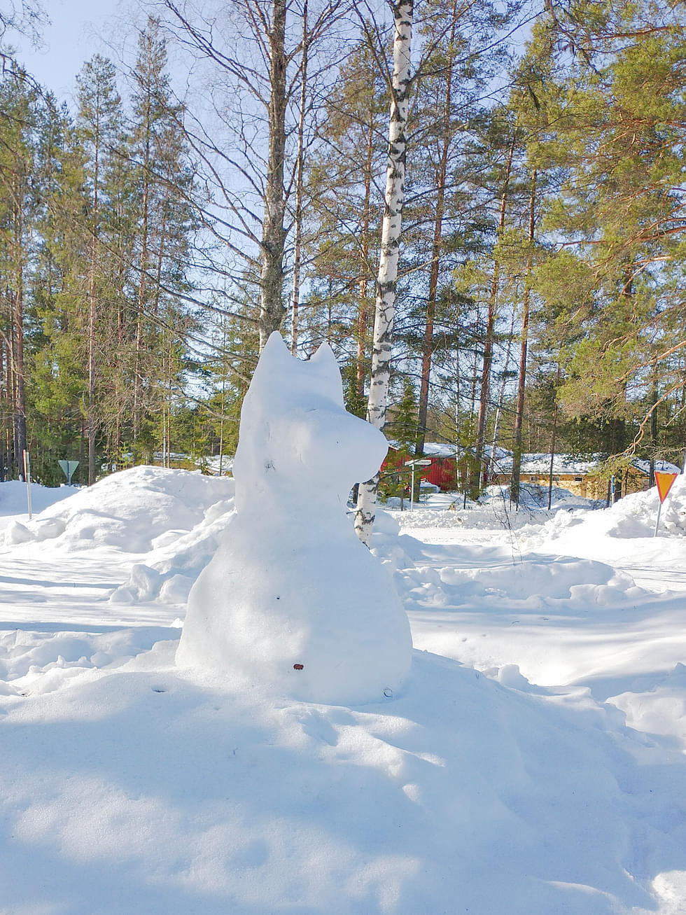 Viime vuonna lumiveistoskisan voittajaksi äänestettiin Kaisa Kortelaisen sekä Eino ja Jerry Piipposen veistos.