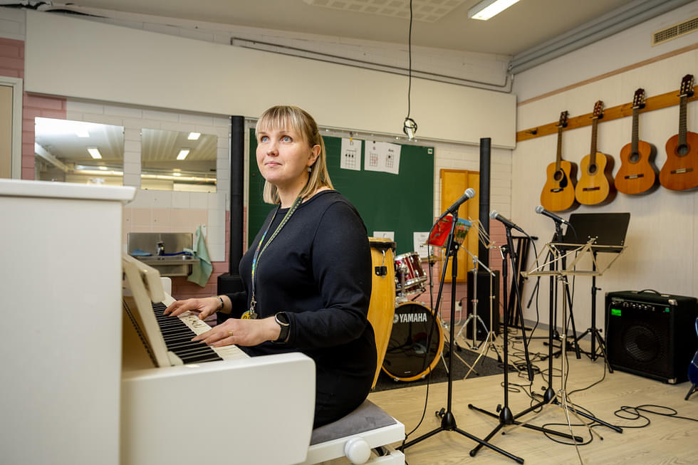 Satu Pennanen työskentelee Kiteellä Hutsin koululla ja opettaa ensimmäistä luokkaa.