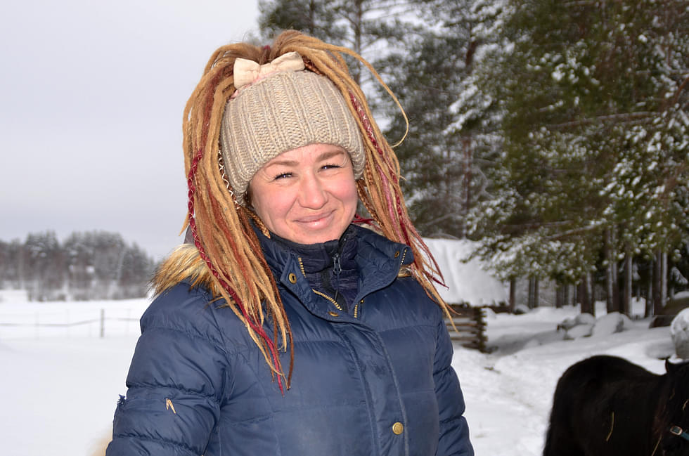 Marianne Okkonen haluaa yhdistää palveluissa luontoyhteyden, hevoset ja energiahoidot.