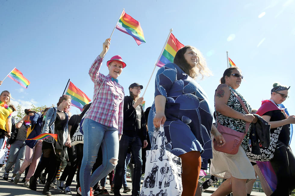Höljäkän Pride-kulkue on tiettävästi ensimmäinen Nurmeksessa. Kuva on Joensuun kulkueesta.