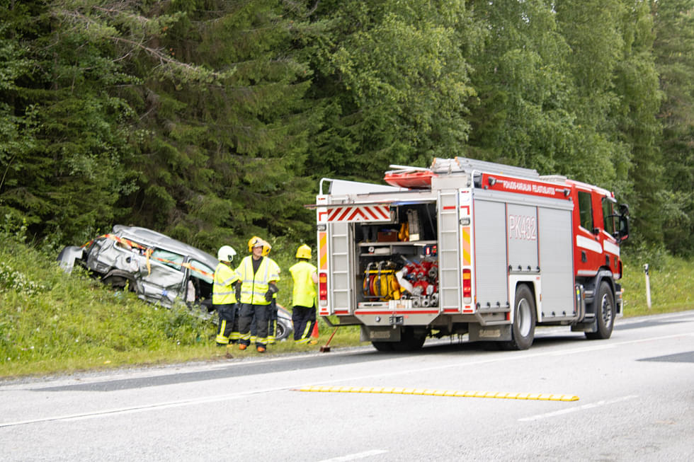 Valtimon Nuolikoskella sattui 26. heinäkuuta vakava liikenneonnettomuus. Nyt valtatielle Nuolijärventien ja Koppelontien välille on rajoitettu ajonopeutta turvallisuuden lisäämiseksi.