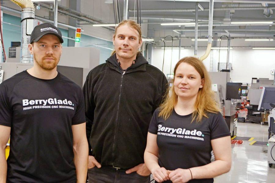 Berryglade muutti Voimatielle tammikuussa. Vasemmalta Ville Juutinen, Harri Juutinen ja Minna Ahponen.